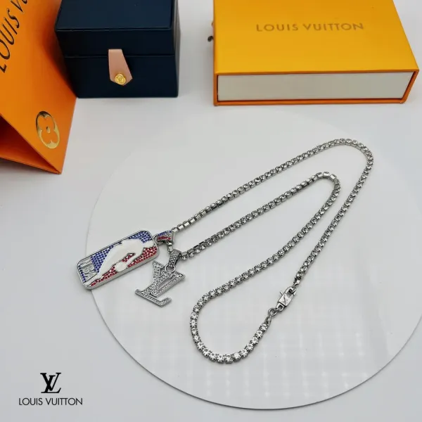 【LOUIS VUITTON】ネックレス、新しいネックレス万能シンプルファッションオーナメント 240728