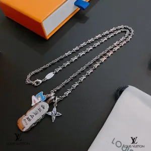 【LOUIS VUITTON】ネックレス、新しいネックレス万能シンプルファッションオーナメント 240728 【LOUIS VUITTON】ネックレス、新しいネックレス万能シンプルファッションオーナメント 240728