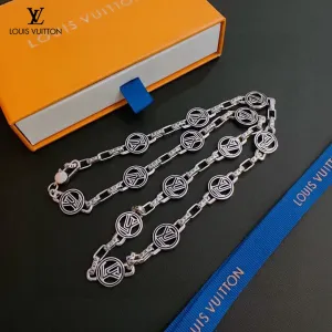 【LOUIS VUITTON】ネックレス、新しいネックレス万能シンプルファッションオーナメント 240728 【LOUIS VUITTON】ネックレス、新しいネックレス万能シンプルファッションオーナメント 240728