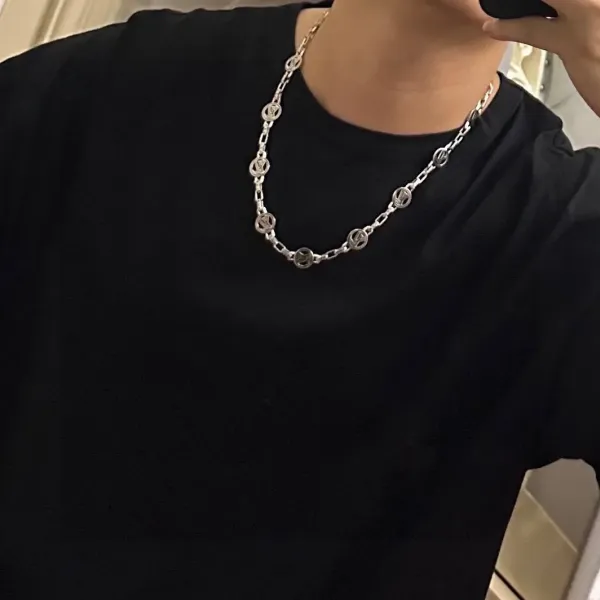 【LOUIS VUITTON】ネックレス、新しいネックレス万能シンプルファッションオーナメント 240728 【LOUIS VUITTON】ネックレス、新しいネックレス万能シンプルファッションオーナメント 240728