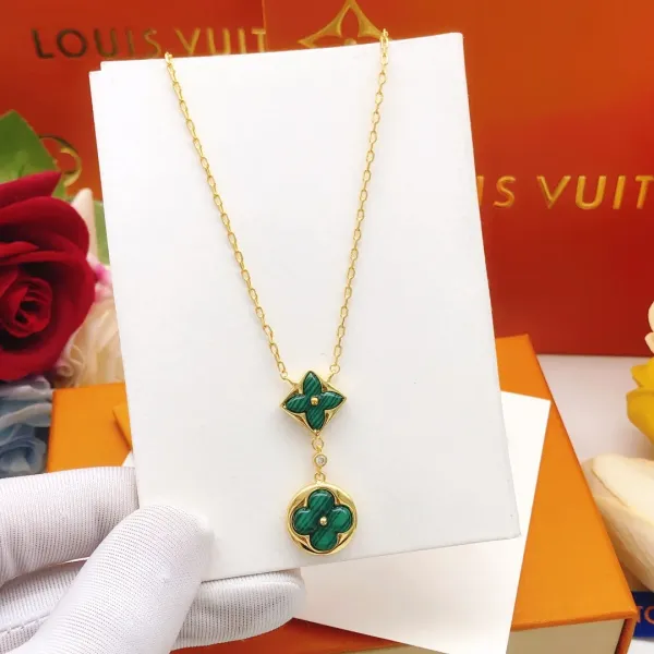 【LOUIS VUITTON】ネックレス、新しいネックレス万能シンプルファッションオーナメント 2472 【LOUIS VUITTON】ネックレス、新しいネックレス万能シンプルファッションオーナメント 2472