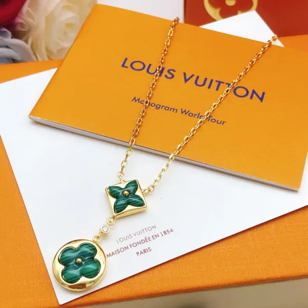 【LOUIS VUITTON】ネックレス、新しいネックレス万能シンプルファッションオーナメント 2472 【LOUIS VUITTON】ネックレス、新しいネックレス万能シンプルファッションオーナメント 2472