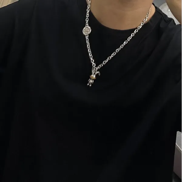 【LOUIS VUITTON】ネックレス、新しいネックレス万能シンプルファッションオーナメント 2472 【LOUIS VUITTON】ネックレス、新しいネックレス万能シンプルファッションオーナメント 2472