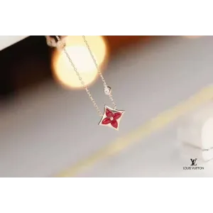 【LOUIS VUITTON】ネックレス、新しいネックレス万能シンプルファッションオーナメント 2472 【LOUIS VUITTON】ネックレス、新しいネックレス万能シンプルファッションオーナメント 2472