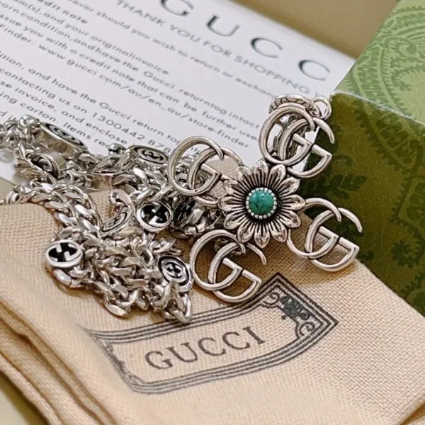 【GUCCI】ネックレス、新しいネックレス万能シンプルファッションオーナメント 2474