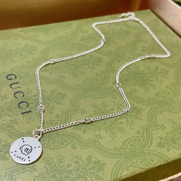 【GUCCI】ネックレス、新しいネックレス万能シンプルファッションオーナメント 【GUCCI】ネックレス、新しいネックレス万能シンプルファッションオーナメント