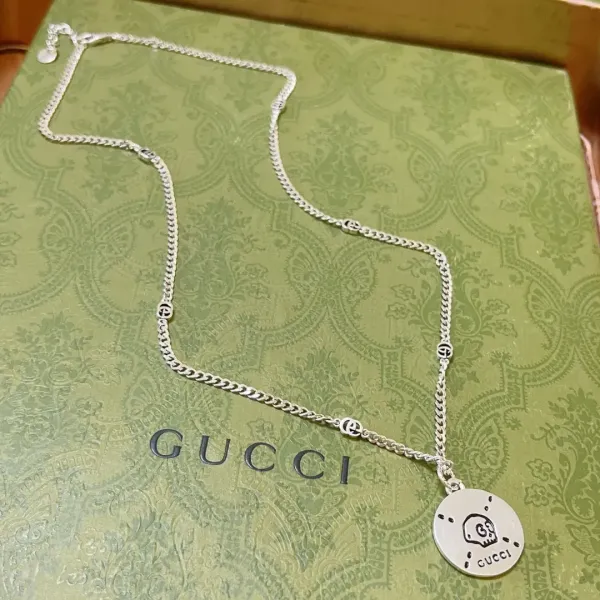 【GUCCI】ネックレス、新しいネックレス万能シンプルファッションオーナメント 【GUCCI】ネックレス、新しいネックレス万能シンプルファッションオーナメント