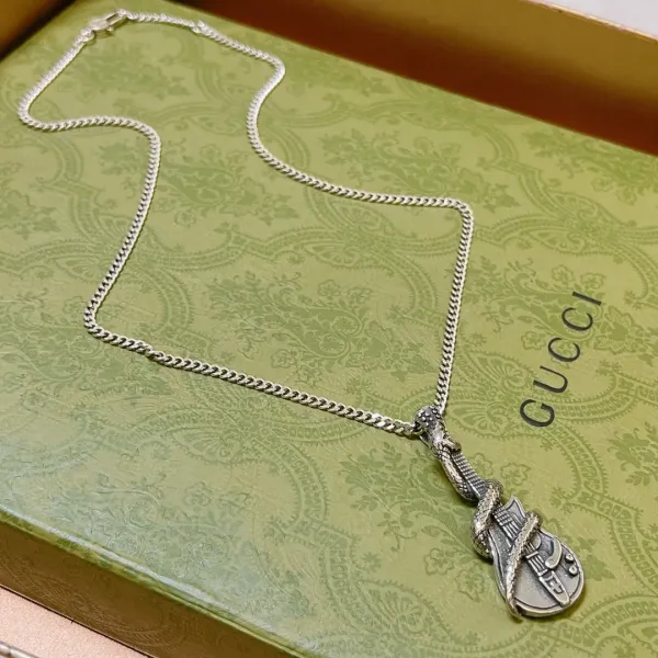 【GUCCI】ネックレス、新しいネックレス万能シンプルファッションオーナメント