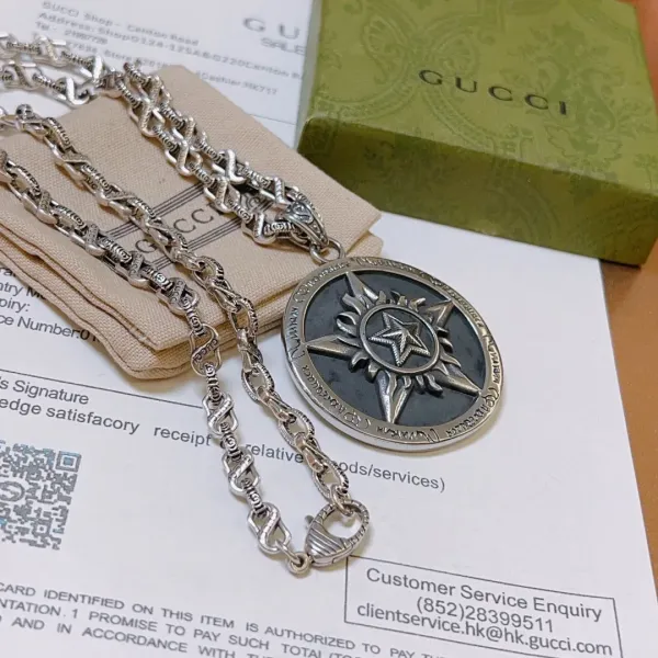 【GUCCI】ネックレス、新しいネックレス万能シンプルファッションオーナメント 【GUCCI】ネックレス、新しいネックレス万能シンプルファッションオーナメント