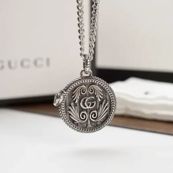 【GUCCI】ネックレス、新しいネックレス万能シンプルファッションオーナメント 【GUCCI】ネックレス、新しいネックレス万能シンプルファッションオーナメント