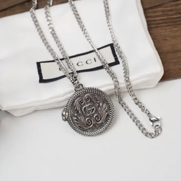 【GUCCI】ネックレス、新しいネックレス万能シンプルファッションオーナメント 【GUCCI】ネックレス、新しいネックレス万能シンプルファッションオーナメント