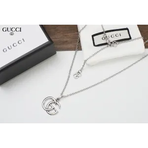 【GUCCI】ネックレス、新しいネックレス万能シンプルファッションオーナメント 【GUCCI】ネックレス、新しいネックレス万能シンプルファッションオーナメント