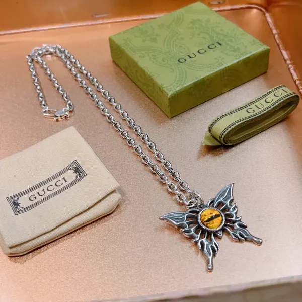 【GUCCI 】ネックレス、新しいネックレス万能シンプルファッションオーナメント 【GUCCI 】ネックレス、新しいネックレス万能シンプルファッションオーナメント