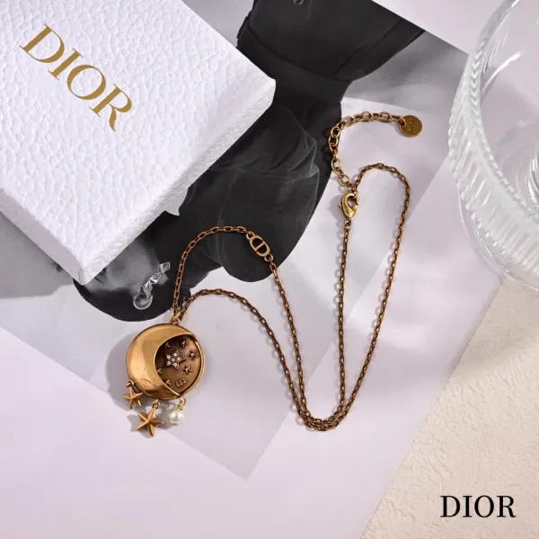 【DIOR】ネックレス、新しいネックレス万能シンプルファッションオーナメント 250301 【DIOR】ネックレス、新しいネックレス万能シンプルファッションオーナメント 250301