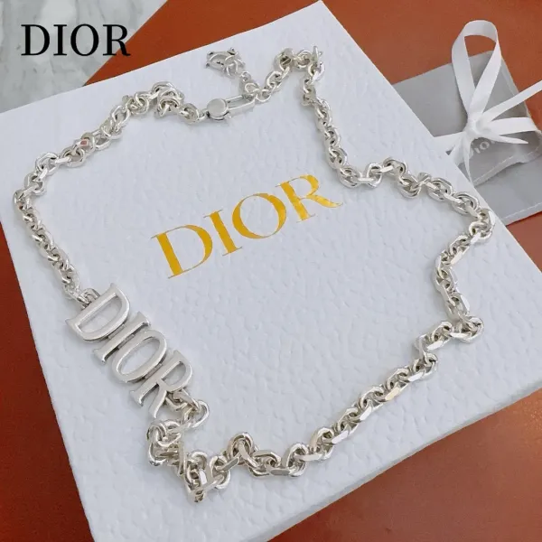 【DIOR】ネックレス、新しいネックレス万能シンプルファッションオーナメント 250301 【DIOR】ネックレス、新しいネックレス万能シンプルファッションオーナメント 250301