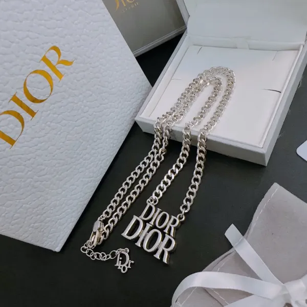 【DIOR】ネックレス、新しいネックレス万能シンプルファッションオーナメント 250301 【DIOR】ネックレス、新しいネックレス万能シンプルファッションオーナメント 250301
