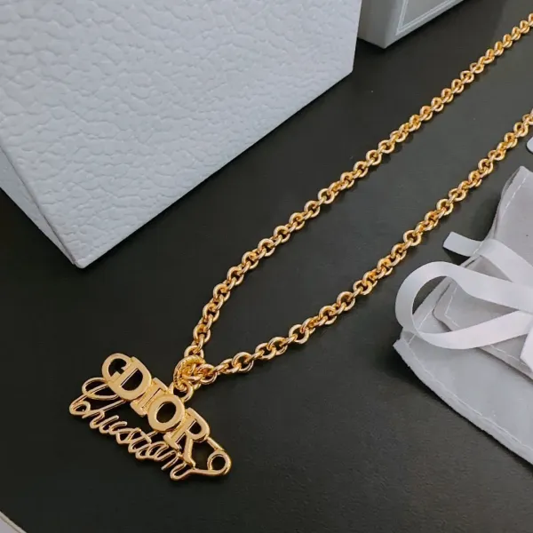 【DIOR】ネックレス、新しいネックレス万能シンプルファッションオーナメント 250301 【DIOR】ネックレス、新しいネックレス万能シンプルファッションオーナメント 250301