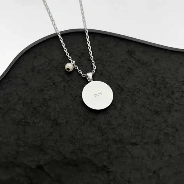 【DIOR】ネックレス、新しいネックレス万能シンプルファッションオーナメント  250301