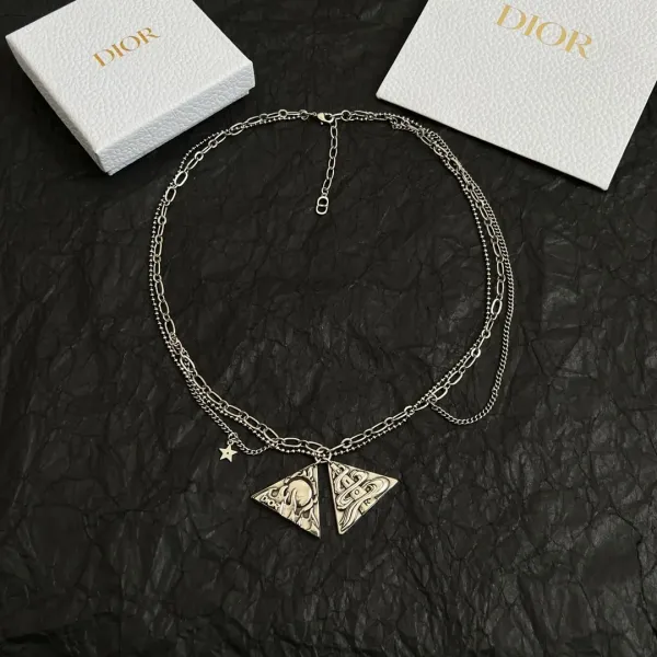 【DIOR】ネックレス、新しいネックレス万能シンプルファッションオーナメント 250301 【DIOR】ネックレス、新しいネックレス万能シンプルファッションオーナメント 250301