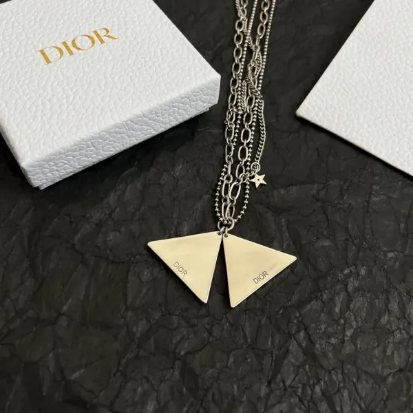 【DIOR】ネックレス、新しいネックレス万能シンプルファッションオーナメント 250301 【DIOR】ネックレス、新しいネックレス万能シンプルファッションオーナメント 250301