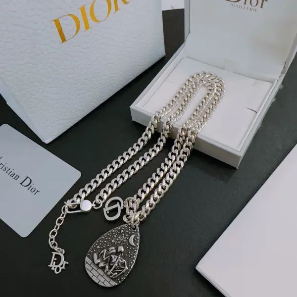 【DIOR】ネックレス、新しいネックレス万能シンプルファッションオーナメント 241015 【DIOR】ネックレス、新しいネックレス万能シンプルファッションオーナメント 241015