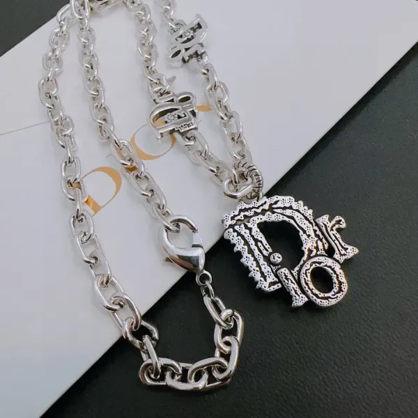 【DIOR】ネックレス、新しいネックレス万能シンプルファッションオーナメント240812 【DIOR】ネックレス、新しいネックレス万能シンプルファッションオーナメント240812