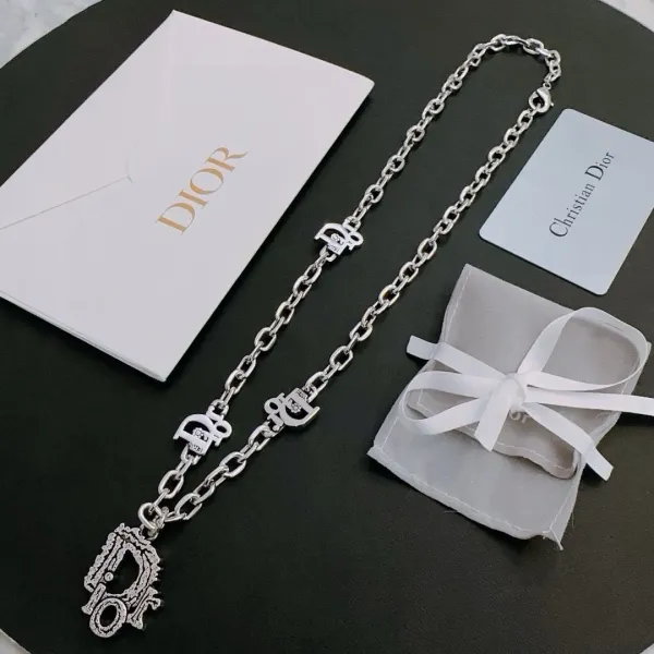【DIOR】ネックレス、新しいネックレス万能シンプルファッションオーナメント240812 【DIOR】ネックレス、新しいネックレス万能シンプルファッションオーナメント240812