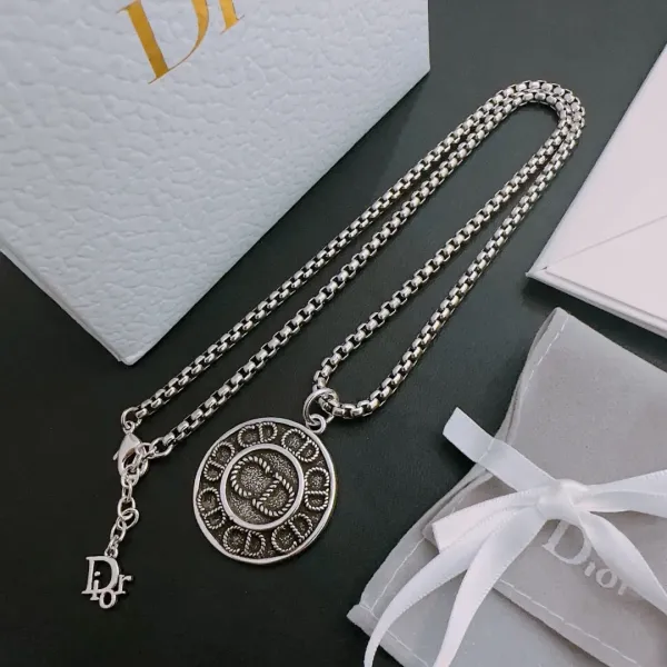 【DIOR】ネックレス、新しいネックレス万能シンプルファッションオーナメント240812 【DIOR】ネックレス、新しいネックレス万能シンプルファッションオーナメント240812