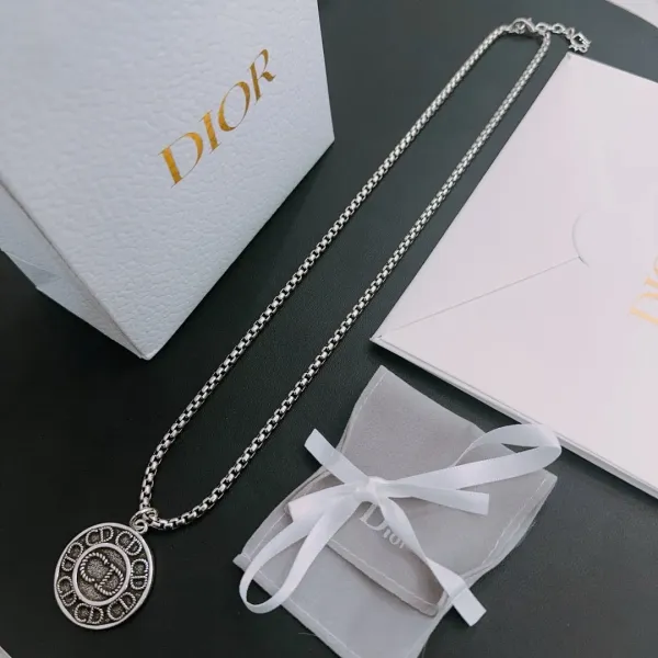 【DIOR】ネックレス、新しいネックレス万能シンプルファッションオーナメント240812 【DIOR】ネックレス、新しいネックレス万能シンプルファッションオーナメント240812