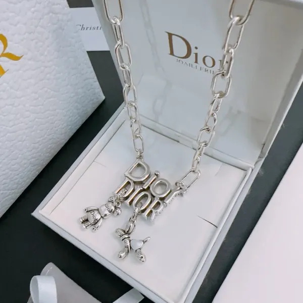 【DIOR】ネックレス、新しいネックレス万能シンプルファッションオーナメント 240730 【DIOR】ネックレス、新しいネックレス万能シンプルファッションオーナメント 240730