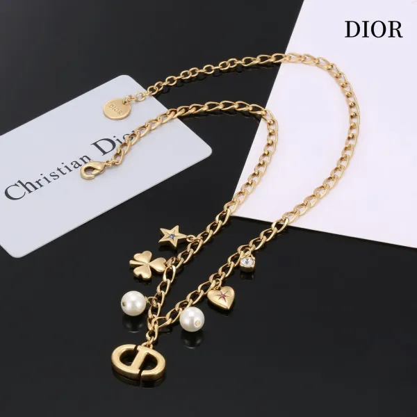 【DIOR】ネックレス、新しいネックレス万能シンプルファッションオーナメント 【DIOR】ネックレス、新しいネックレス万能シンプルファッションオーナメント