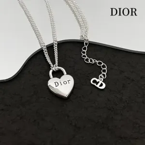 【DIOR】ネックレス、新しいネックレス万能シンプルファッションオーナメント 【DIOR】ネックレス、新しいネックレス万能シンプルファッションオーナメント