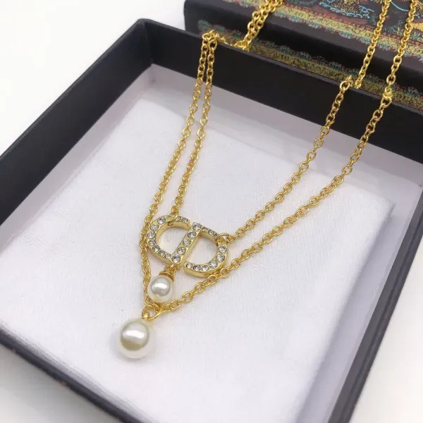 【DIOR】ネックレス、新しいネックレス万能シンプルファッションオーナメント 【DIOR】ネックレス、新しいネックレス万能シンプルファッションオーナメント