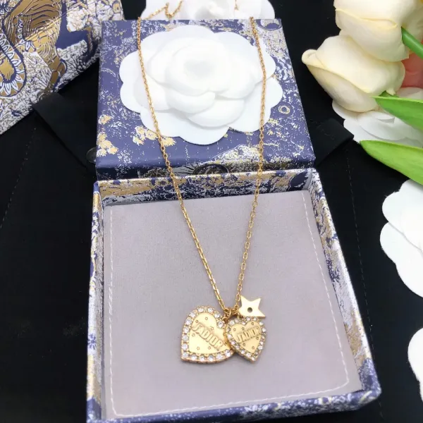 【 DIOR】ネックレス、新しいネックレス万能シンプルファッションオーナメント 【 DIOR】ネックレス、新しいネックレス万能シンプルファッションオーナメント