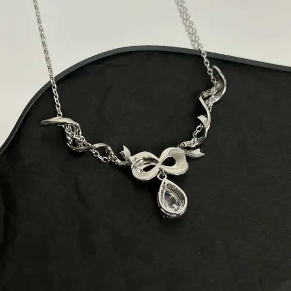 【DIOR】ネックレス、新しいネックレス万能シンプルファッションオーナメント 【DIOR】ネックレス、新しいネックレス万能シンプルファッションオーナメント