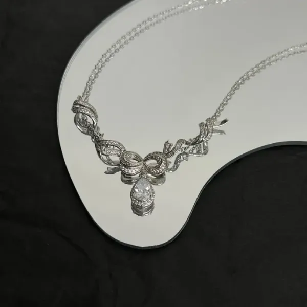 【DIOR】ネックレス、新しいネックレス万能シンプルファッションオーナメント 【DIOR】ネックレス、新しいネックレス万能シンプルファッションオーナメント