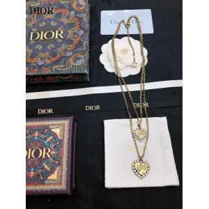 【DIOR】ネックレス、新しいネックレス万能シンプルファッションオーナメント 【DIOR】ネックレス、新しいネックレス万能シンプルファッションオーナメント
