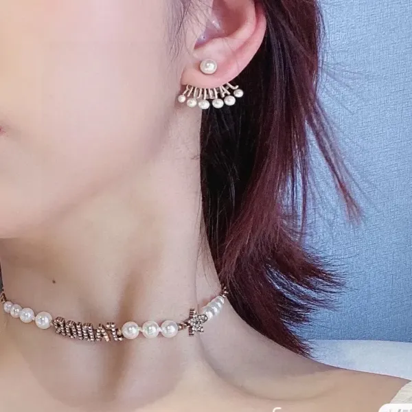 【DIOR】ネックレス、新しいネックレス万能シンプルファッションオーナメント 【DIOR】ネックレス、新しいネックレス万能シンプルファッションオーナメント
