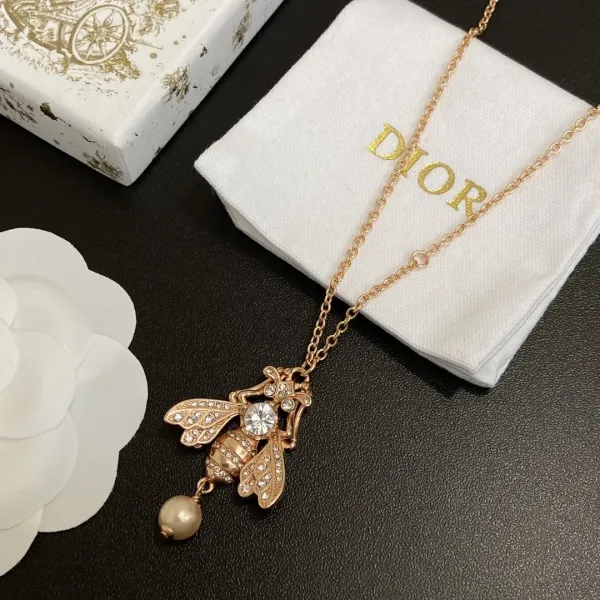 【DIOR】ネックレス、新しいネックレス万能シンプルファッションオーナメント 【DIOR】ネックレス、新しいネックレス万能シンプルファッションオーナメント