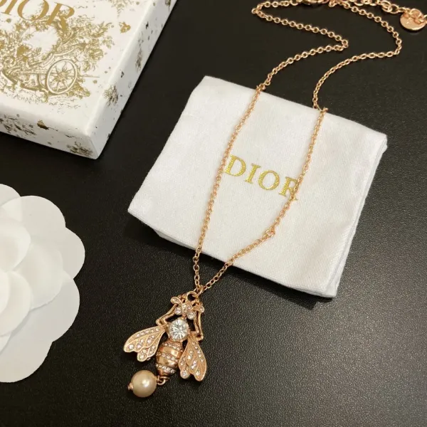 【DIOR】ネックレス、新しいネックレス万能シンプルファッションオーナメント 【DIOR】ネックレス、新しいネックレス万能シンプルファッションオーナメント
