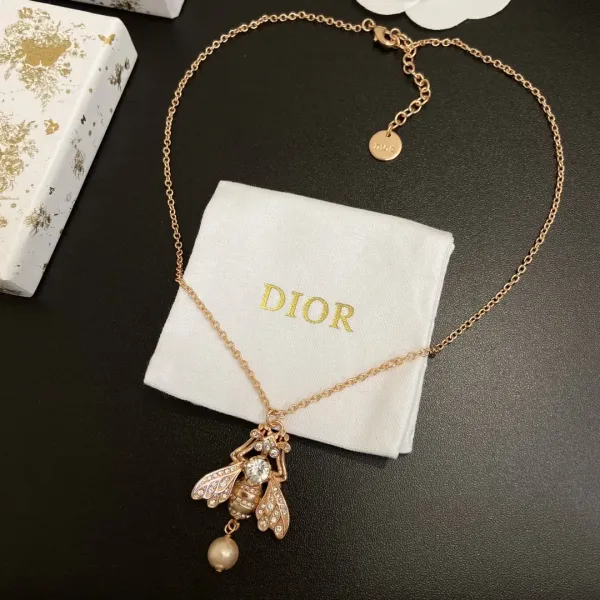 【DIOR】ネックレス、新しいネックレス万能シンプルファッションオーナメント 【DIOR】ネックレス、新しいネックレス万能シンプルファッションオーナメント