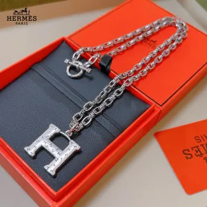 【HERMES】ネックレス、新しいネックレス万能シンプルファッションオーナメント 2473 【HERMES】ネックレス、新しいネックレス万能シンプルファッションオーナメント 2473