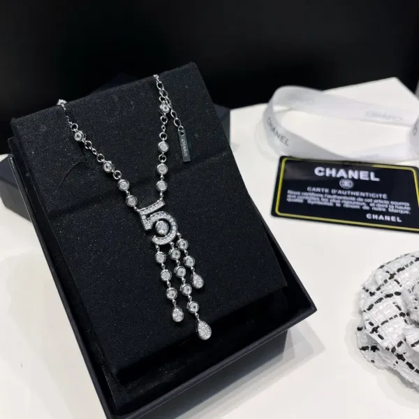 【CHANEL】ネックレス、新しいネックレス万能シンプルファッションオーナメント 241014 【CHANEL】ネックレス、新しいネックレス万能シンプルファッションオーナメント 241014