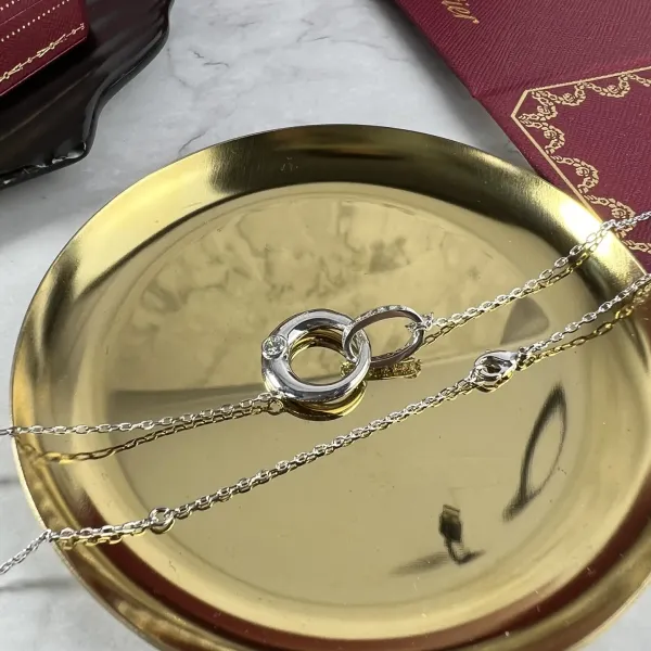 【CARTIER】ネックレス、新しいネックレス万能シンプルファッションオーナメント 2472 【CARTIER】ネックレス、新しいネックレス万能シンプルファッションオーナメント 2472
