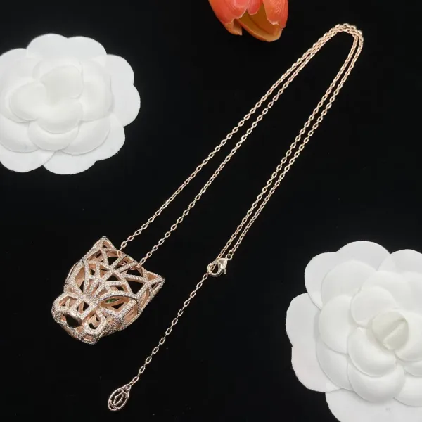 【CARTIER】ネックレス、新しいネックレス万能シンプルファッションオーナメント 2472 【CARTIER】ネックレス、新しいネックレス万能シンプルファッションオーナメント 2472