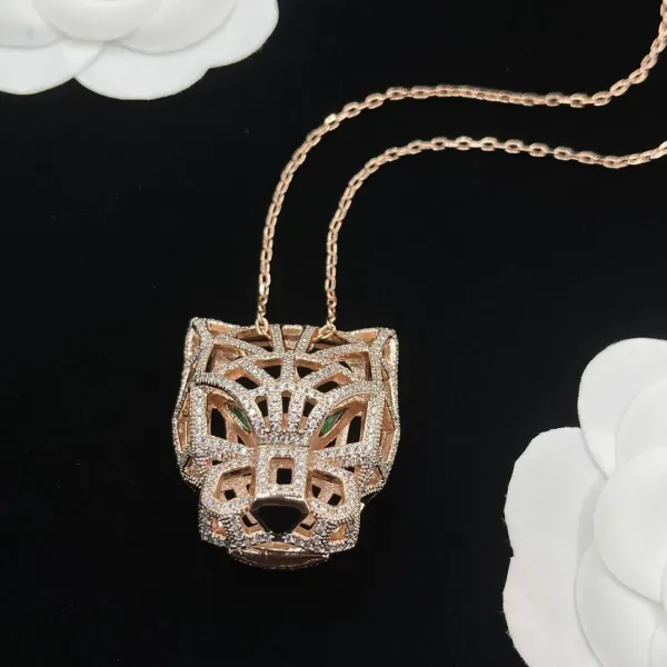 【CARTIER】ネックレス、新しいネックレス万能シンプルファッションオーナメント 2472 【CARTIER】ネックレス、新しいネックレス万能シンプルファッションオーナメント 2472