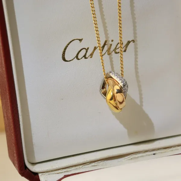 【CARTIER】ネックレス、新しいネックレス万能シンプルファッションオーナメント 2472 【CARTIER】ネックレス、新しいネックレス万能シンプルファッションオーナメント 2472