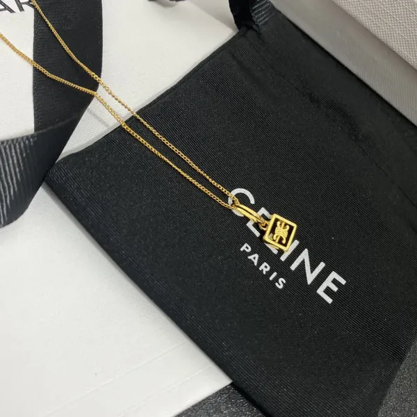【CELINE】ネックレス、新しいネックレス万能シンプルファッションオーナメント 【CELINE】ネックレス、新しいネックレス万能シンプルファッションオーナメント