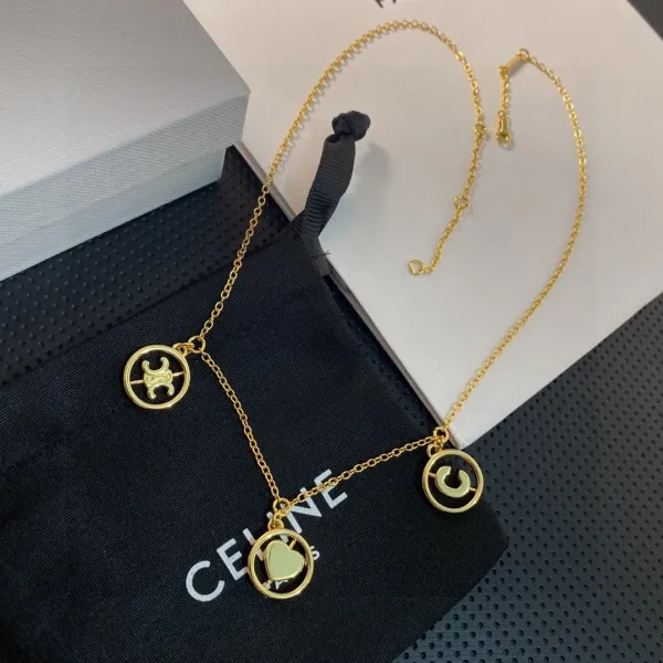 【CELINE】ネックレス、新しいネックレス万能シンプルファッションオーナメント 【CELINE】ネックレス、新しいネックレス万能シンプルファッションオーナメント