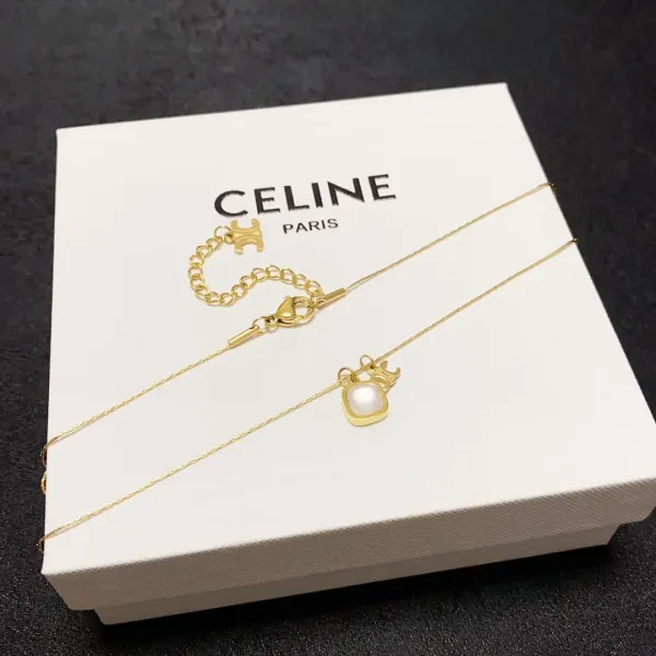 【CELINE】ネックレス、新しいネックレス万能シンプルファッションオーナメント 【CELINE】ネックレス、新しいネックレス万能シンプルファッションオーナメント
